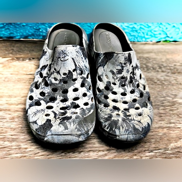 Easy Spirit Floral Garden Clogs Slip-On Shoes Size 7 (Run Small) - Picture 1 of 4